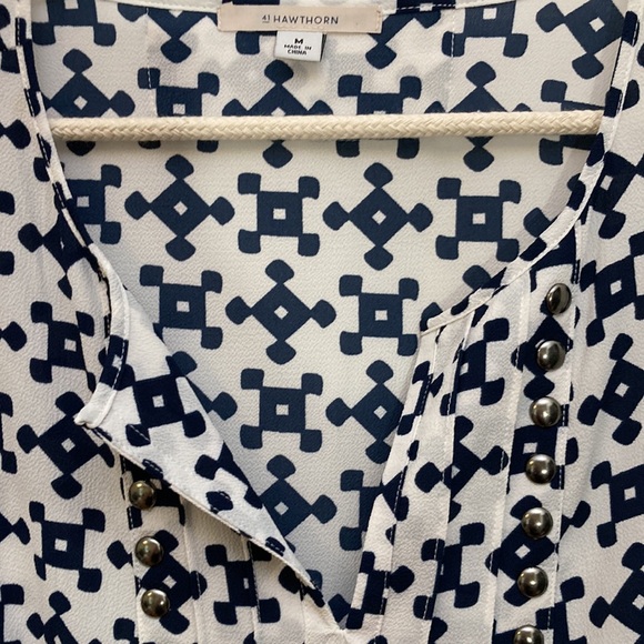 41 Hawthorn Popover V-neck Short Sleeve Blouse White and Navy Size M - Picture 3 of 8